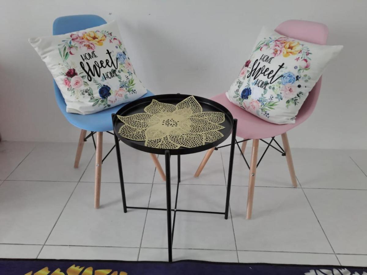 Impiana Homestay Near Putrajaya, Cyberjaya, Musliem Only,Wifi,Netflix Kampung Dengkil Extérieur photo